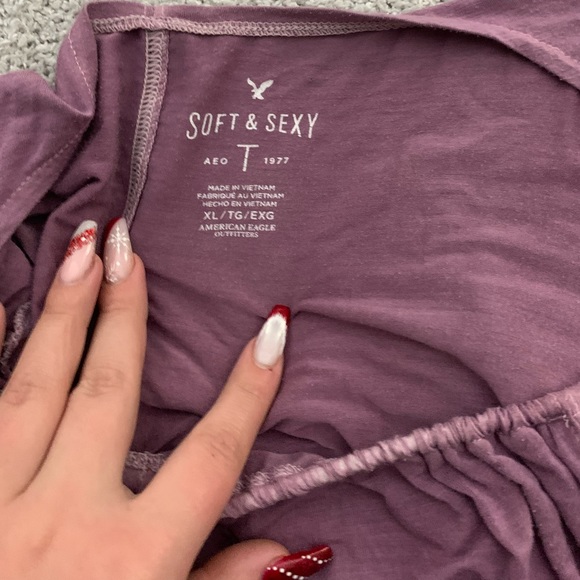 Lantern Sleeve Cut Out Top - Picture 2 of 4